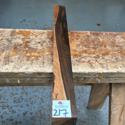 Turkish Walnut (A Grade) 40x40x460 mm