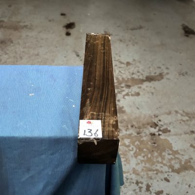 Chacate Preto 2x2x12 inches