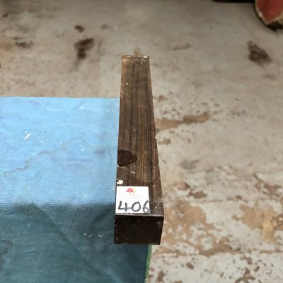 Chacate Preto 1.5x1.5x12 inches