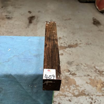 Chacate Preto 1.5x1.5x12 inches