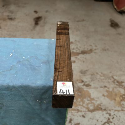 Chacate Preto 1.5x1.5x12 inches