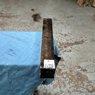 Chacate Preto 1.5x1.5x12 inches