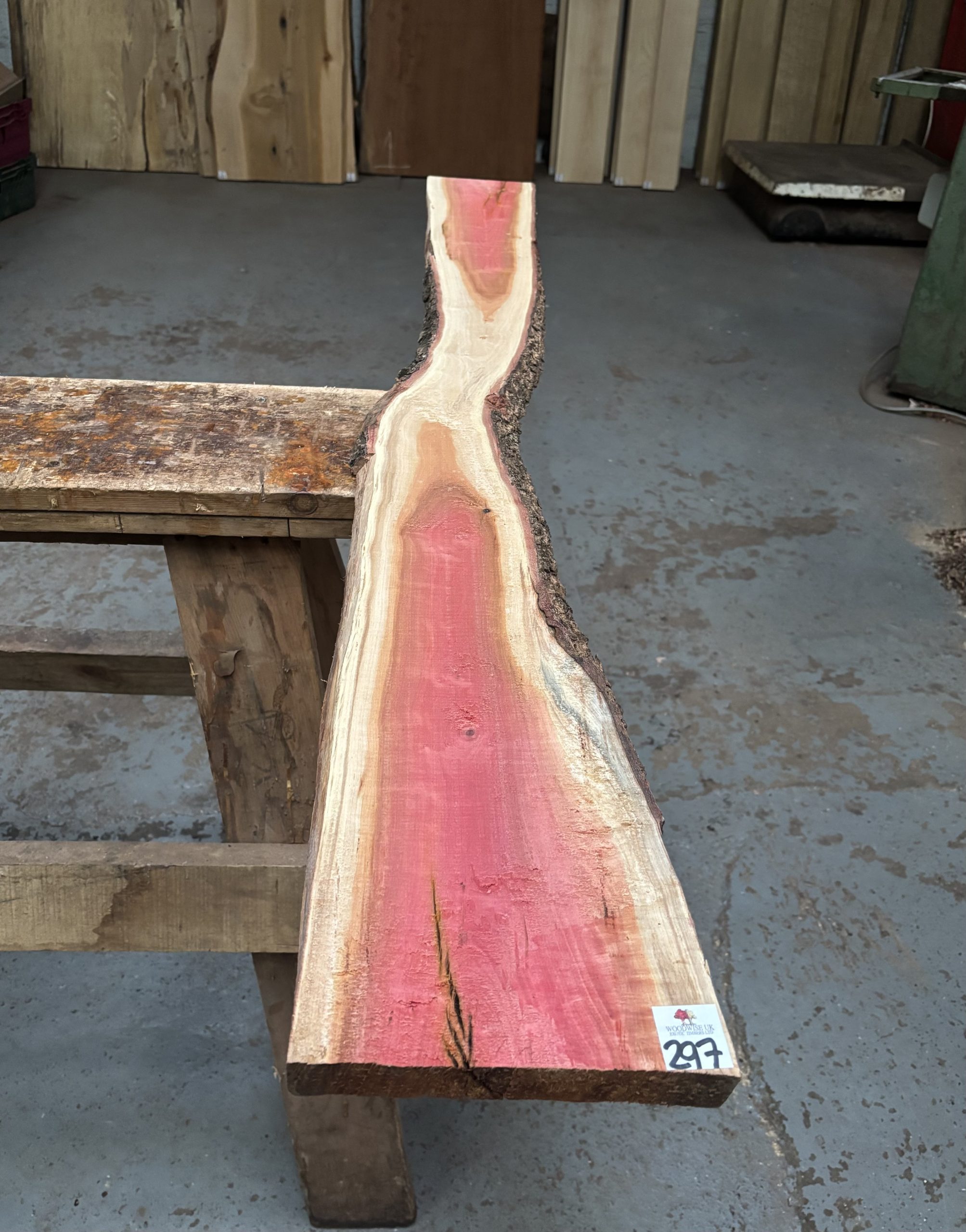 Pink Ivory 1340x130-190x23 mm