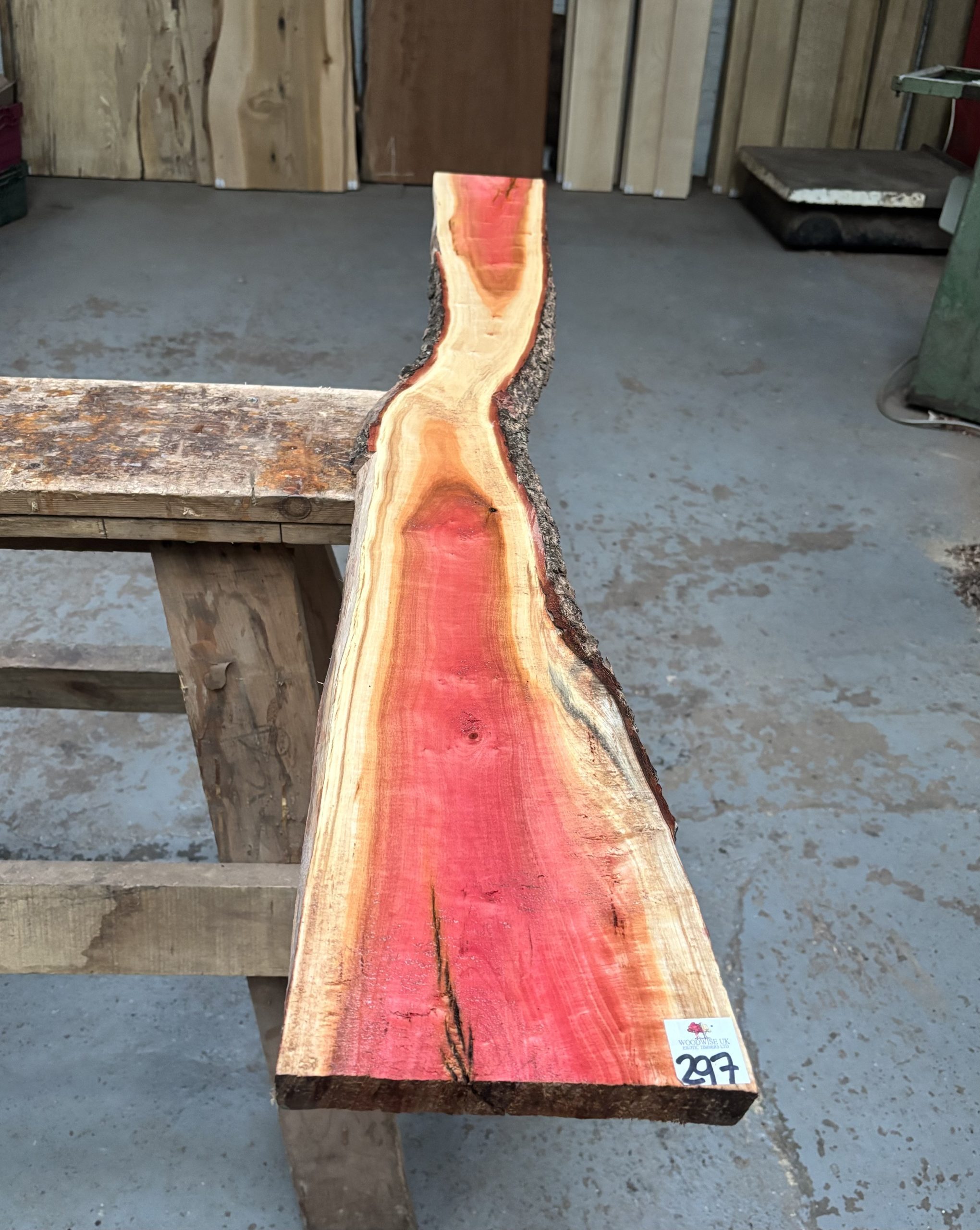 Pink Ivory 1340x130-190x23 mm