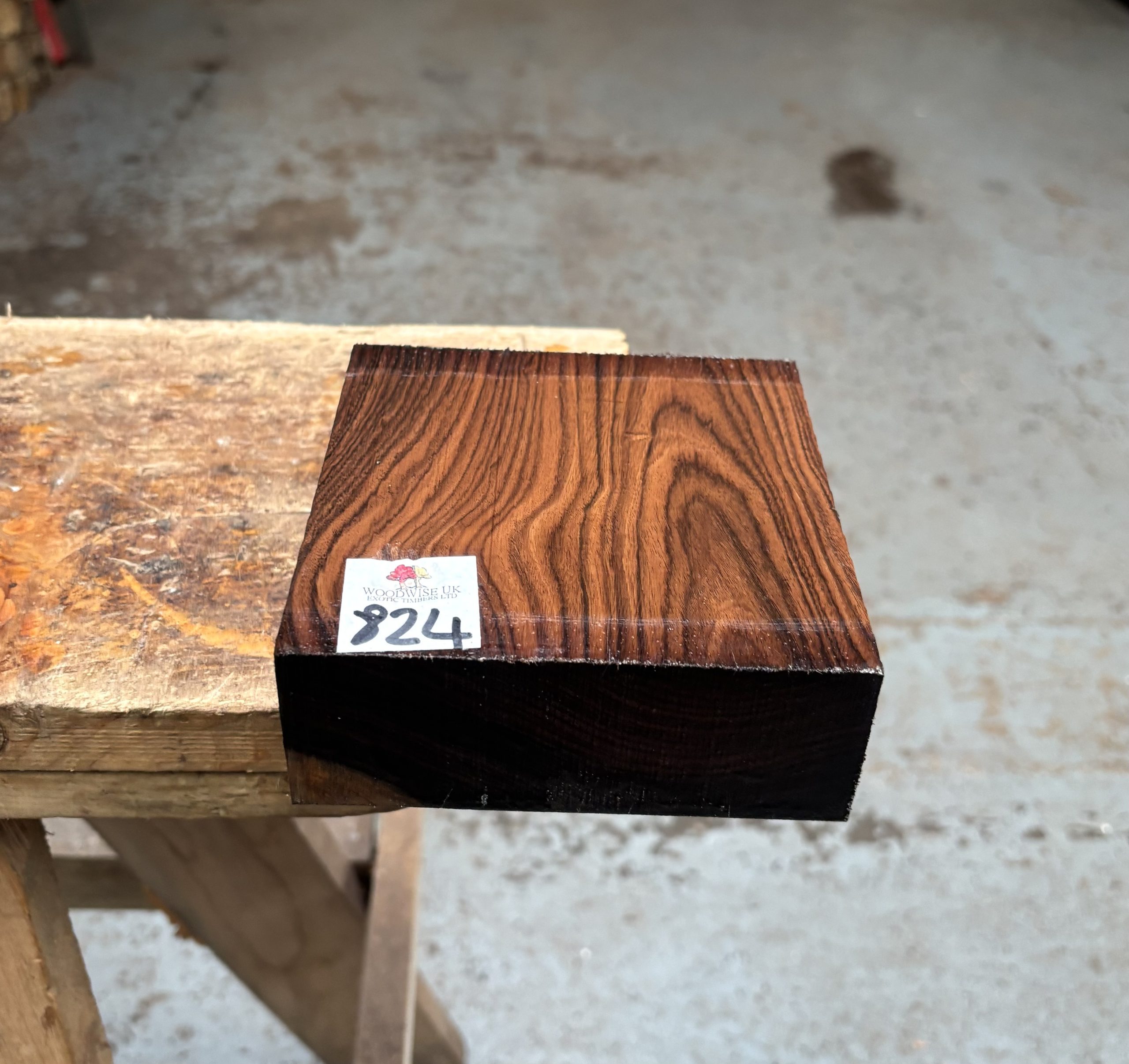 Bolivian Rosewood 125x125x48 mm