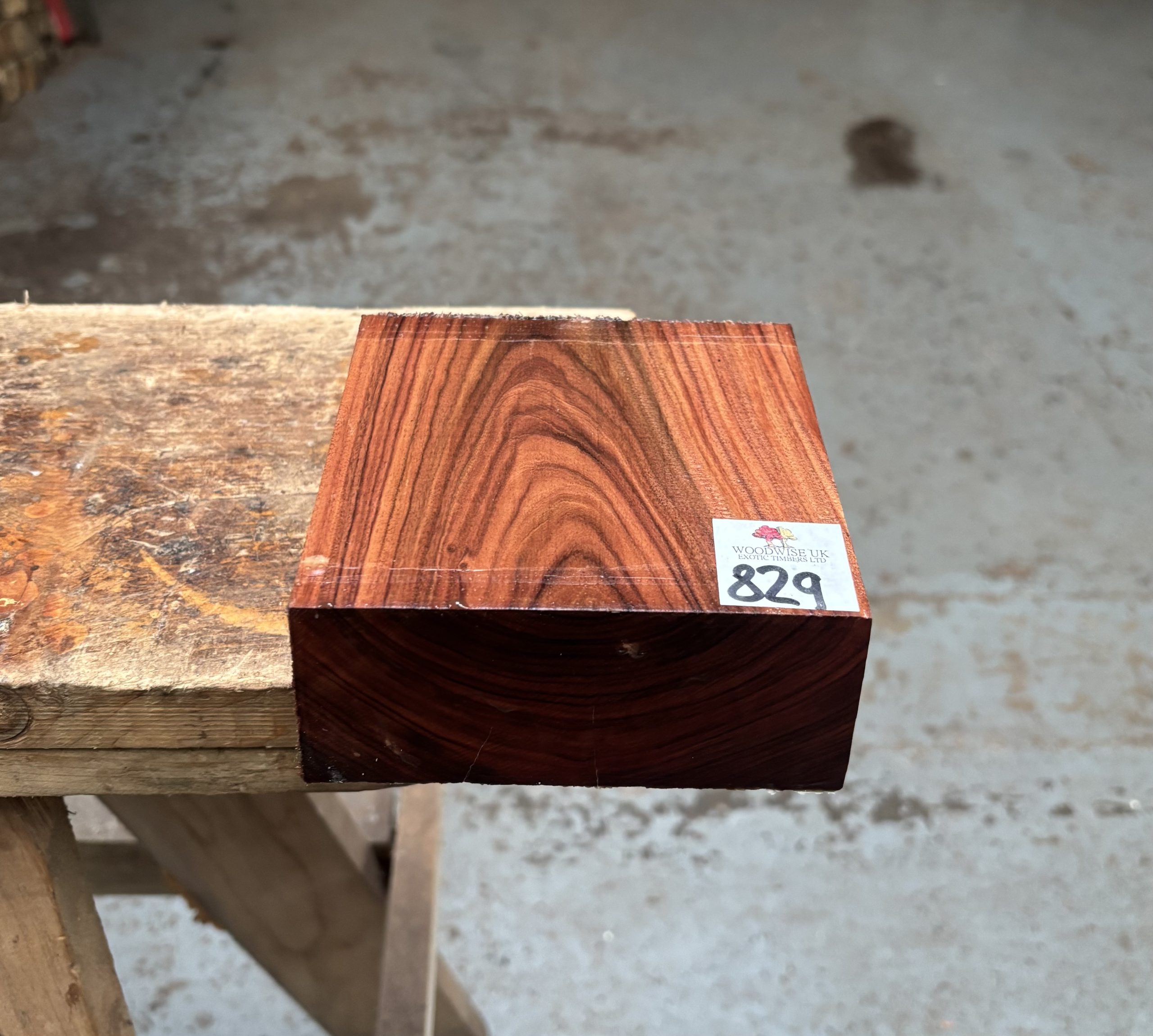 Bolivian Rosewood 125x125x52 mm