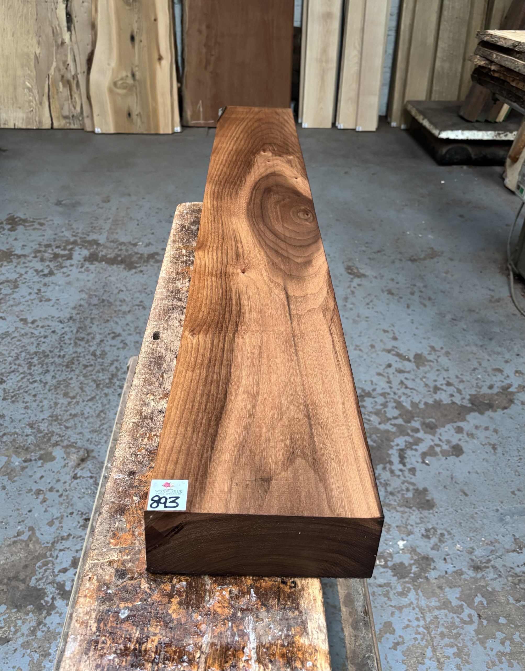American Walnut 1245x185x75 mm