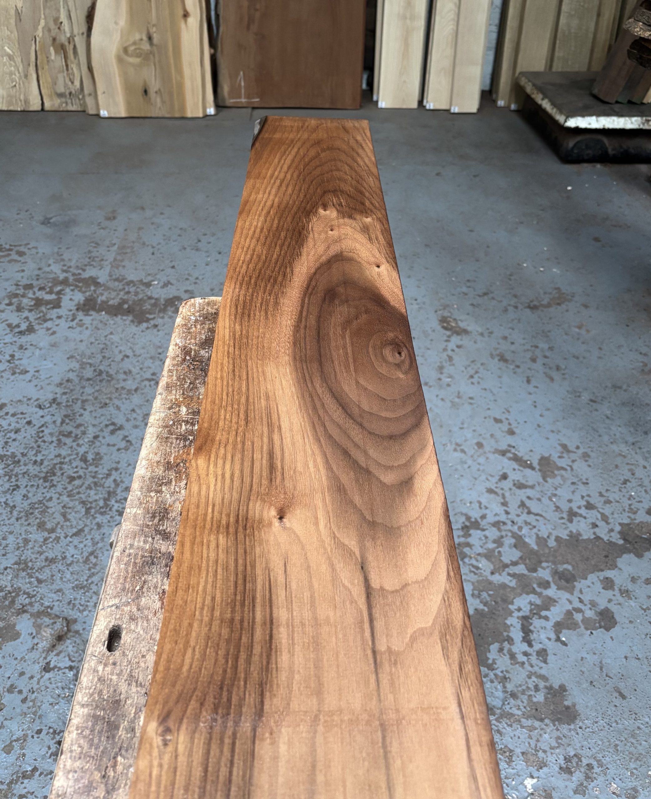 American Walnut 1245x185x75 mm