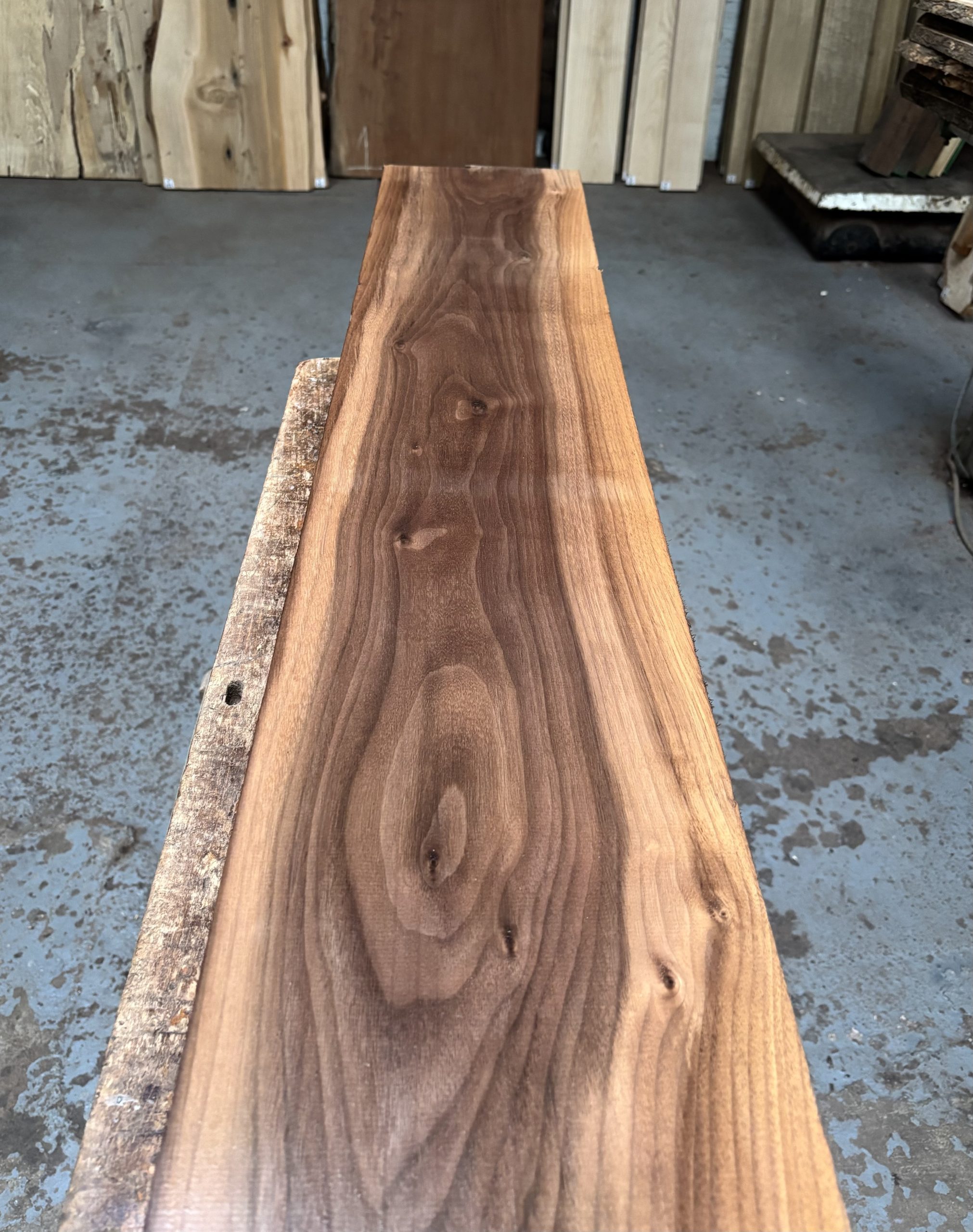 American Walnut 1220x220x77 mm
