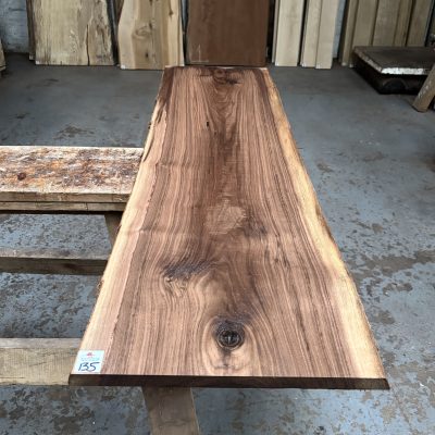 American Walnut 1220x350x22 mm