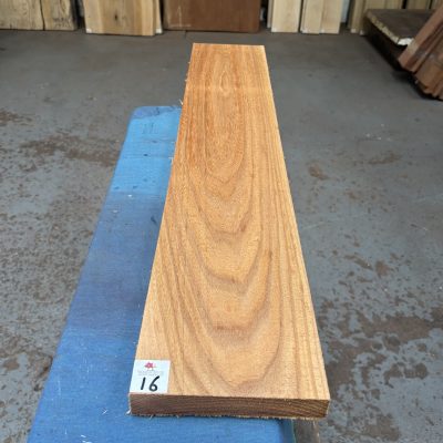 Red Elm 865x160x25 mm