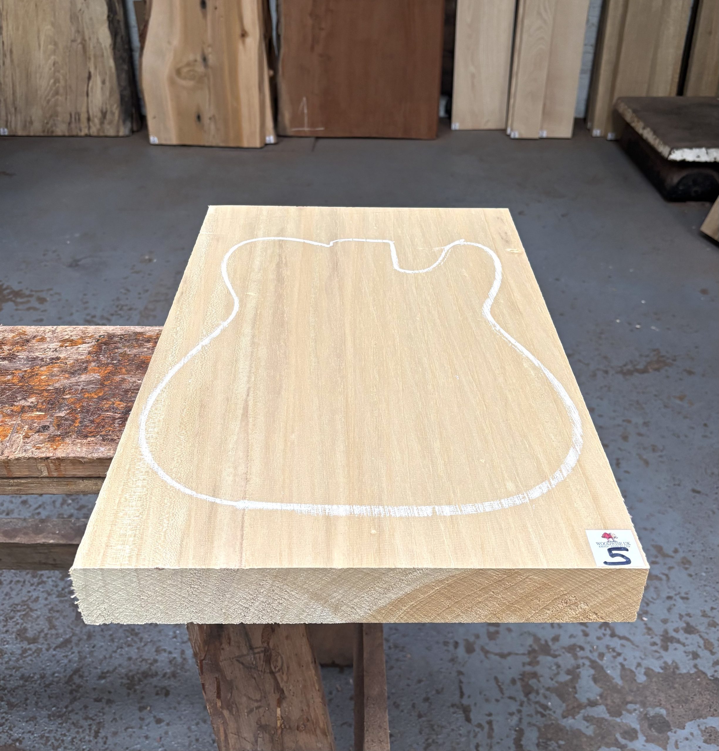Obeche 550x355x50 mm