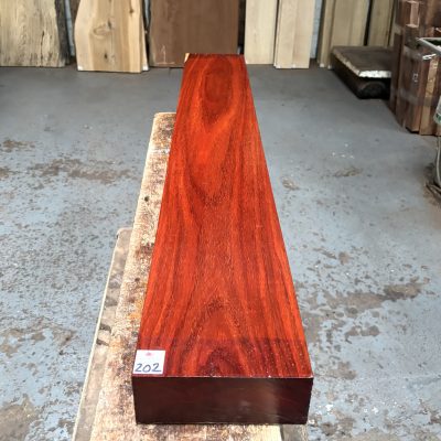 Padauk 1225x180x75 mm