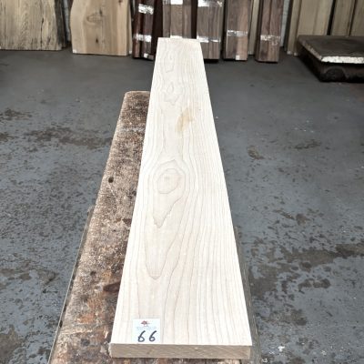 Maple 1285x148x22 mm