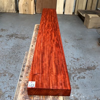 Padauk 1370x190x50 mm