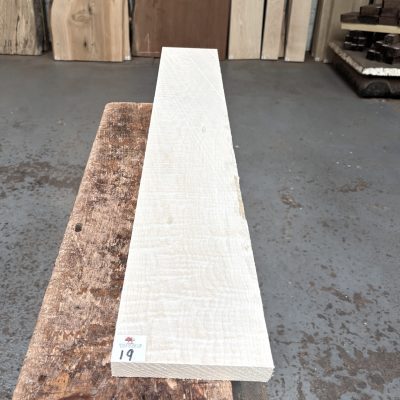 Curly Maple 1020x150x22 mm