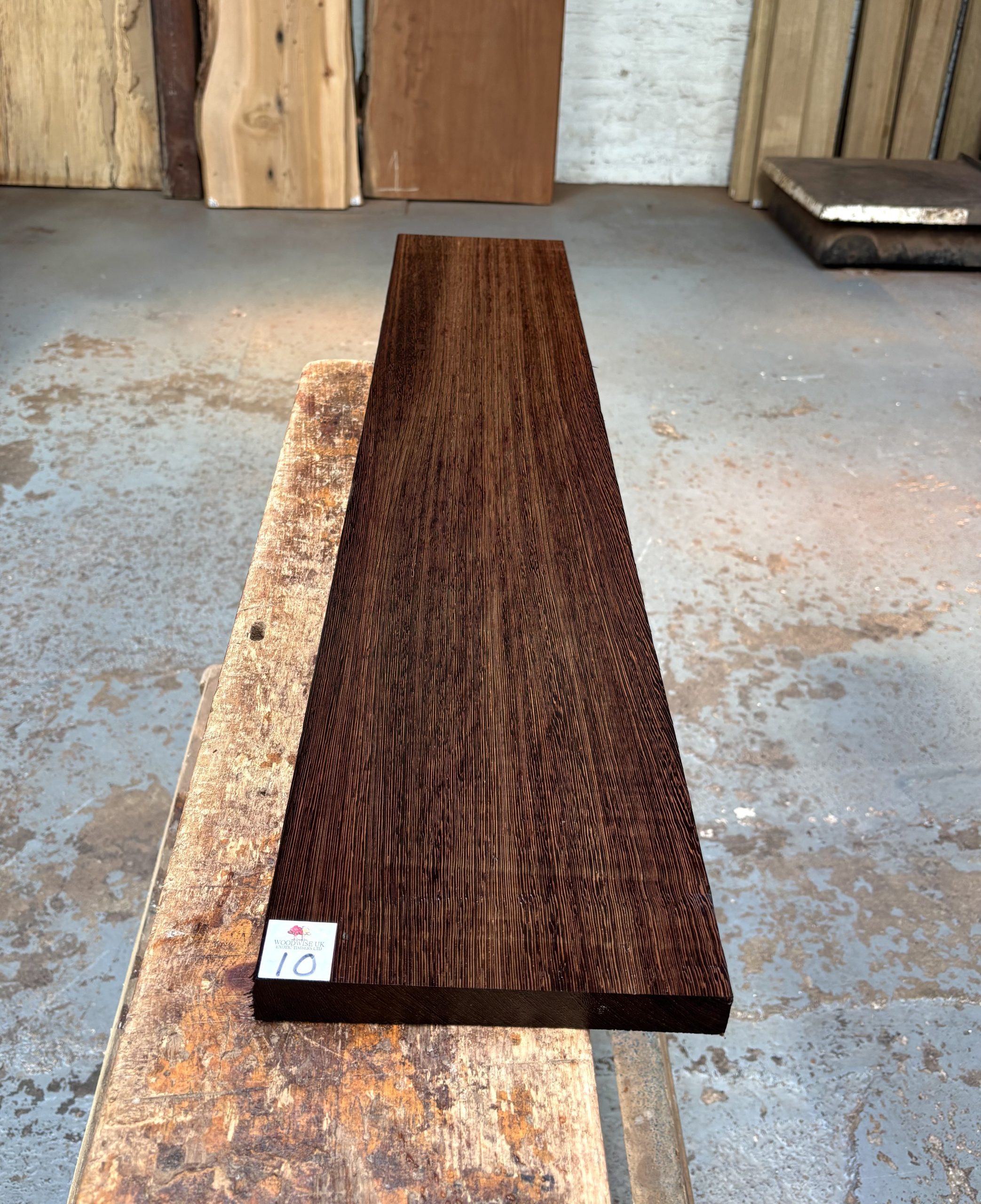 Wenge 1070x200x23 mm