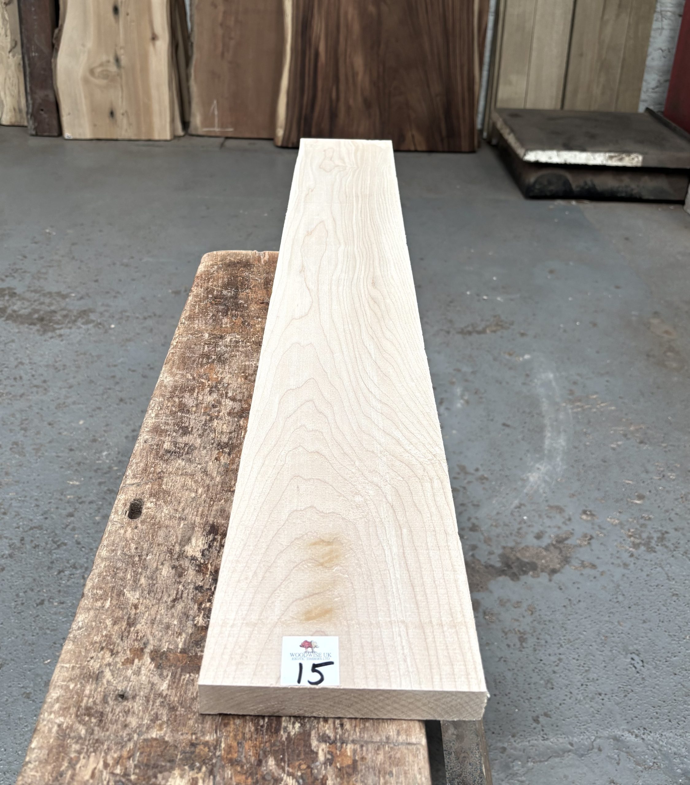 Maple 1005x145x24 mm