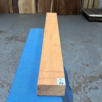 Khaya Mahogany Guitar Neck 900x100x55 mm