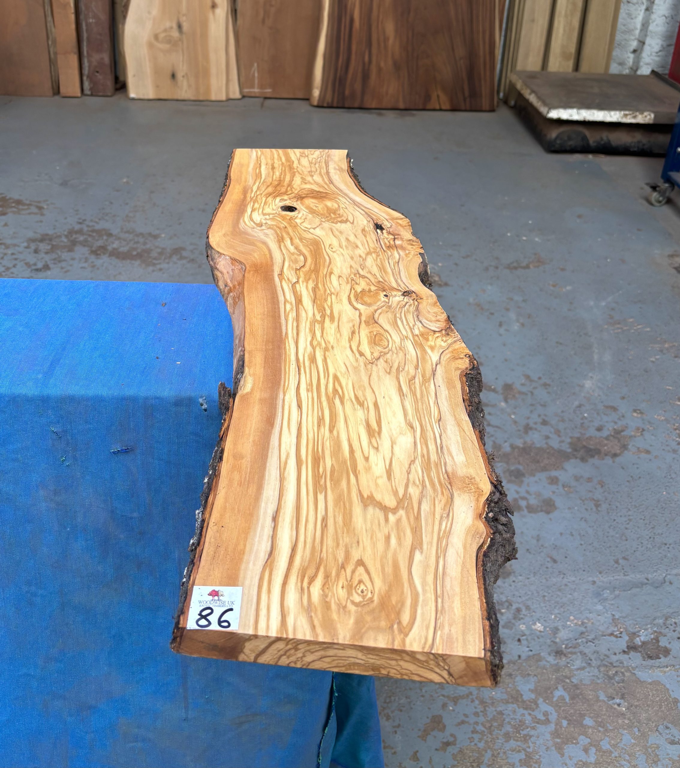 Mediterranean Olivewood Board 860x180-250x25 mm