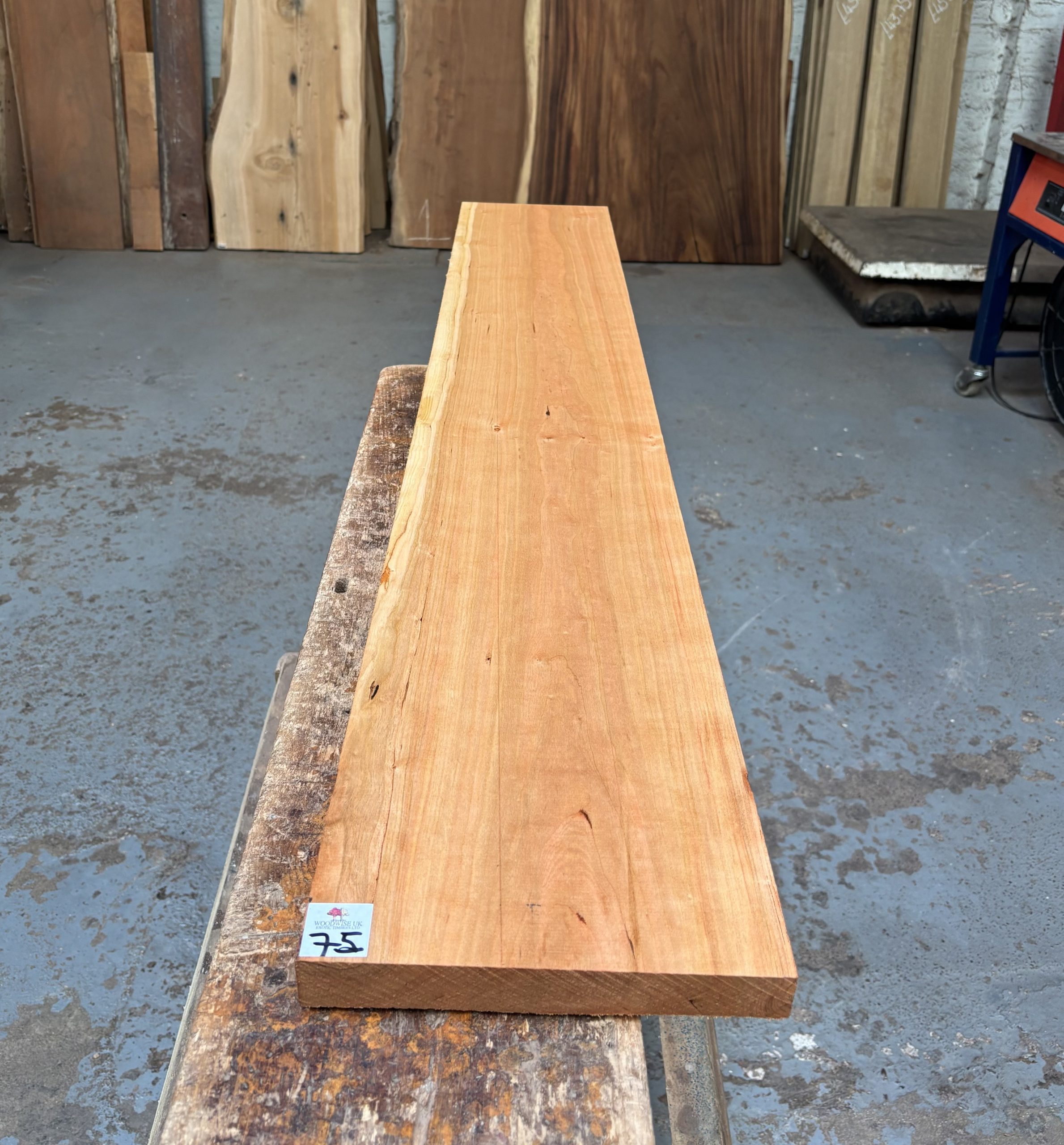 American Cherry 1425x220x27 mm