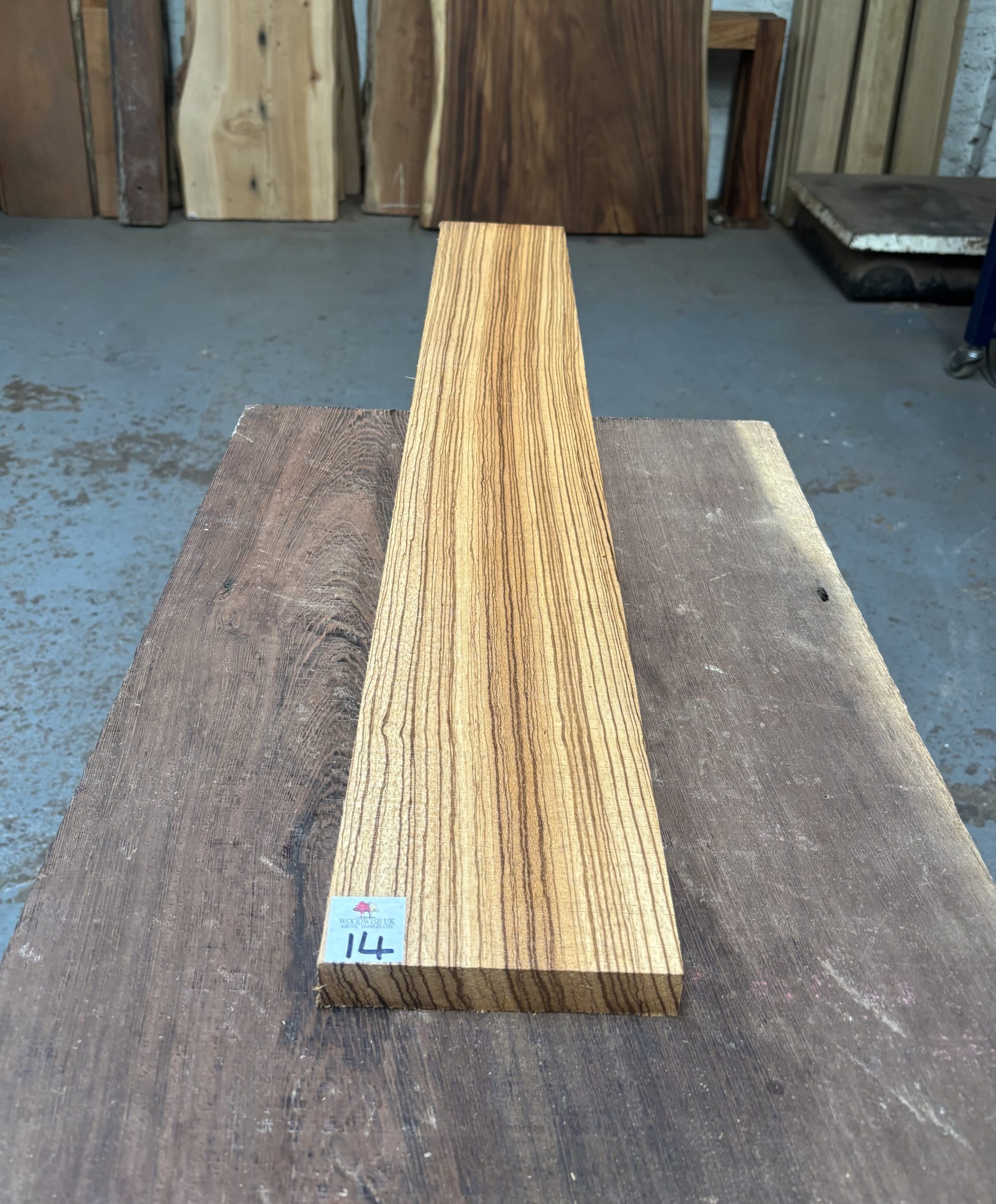 Zebrano 975x140x23 mm