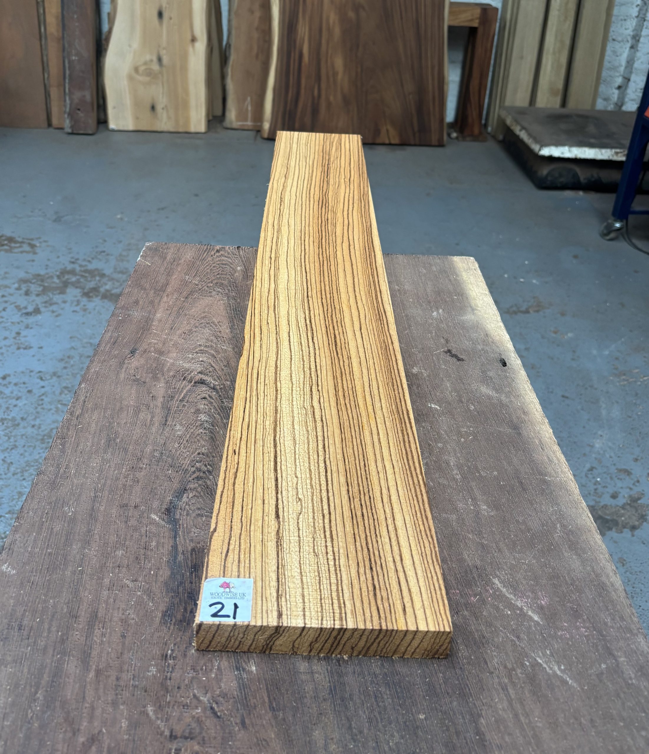 Zebrano 1010x150x23 mm
