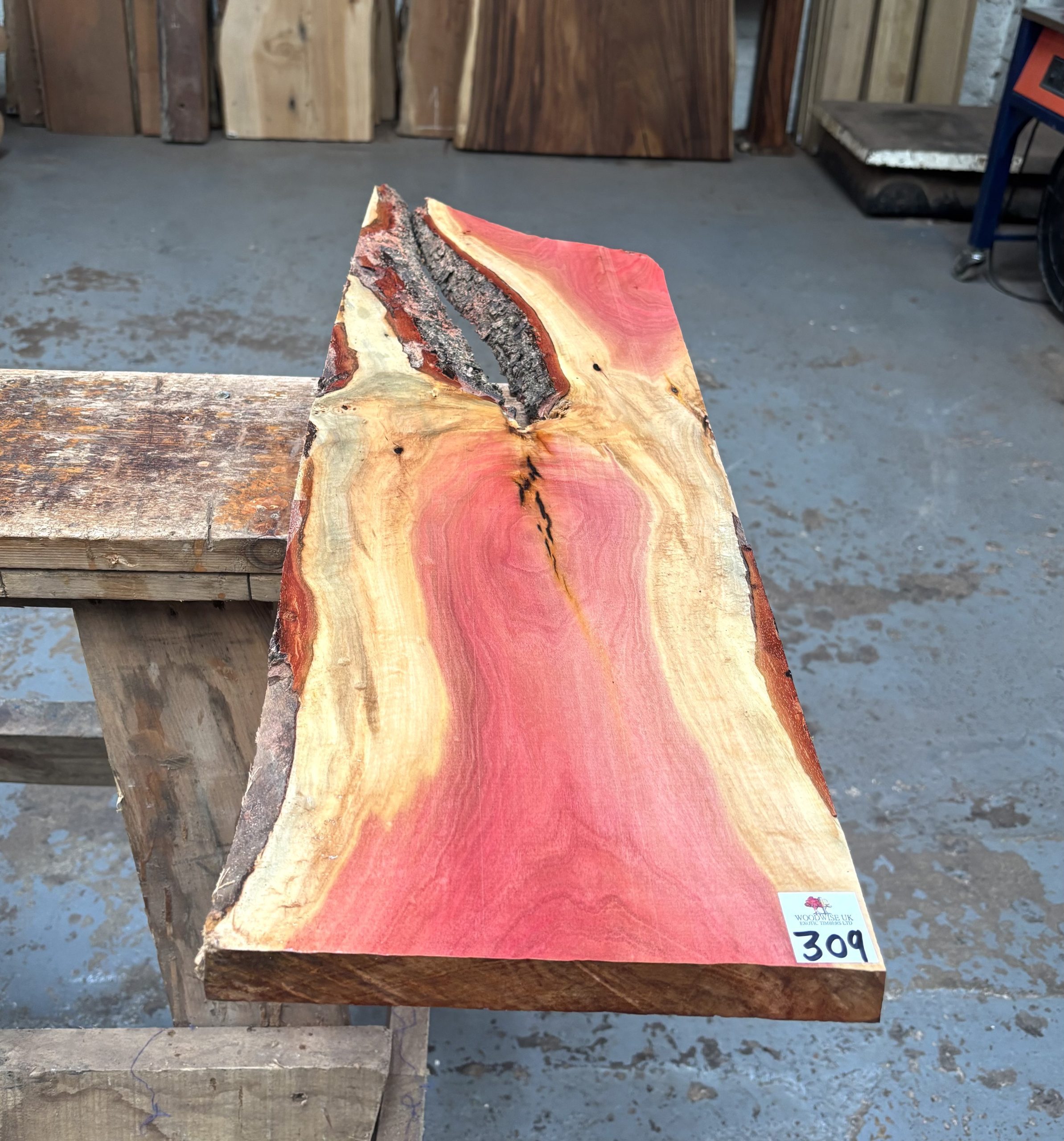 Pink Ivory 760x230-250x26 mm