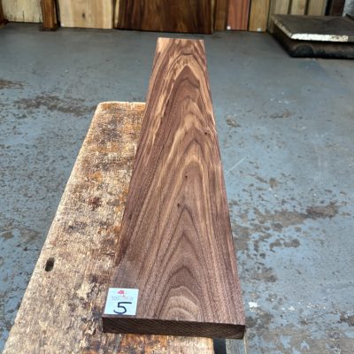 American Walnut 940x135x24 mm