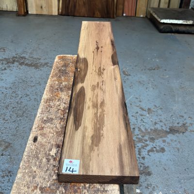 American Walnut 920x150x24 mm