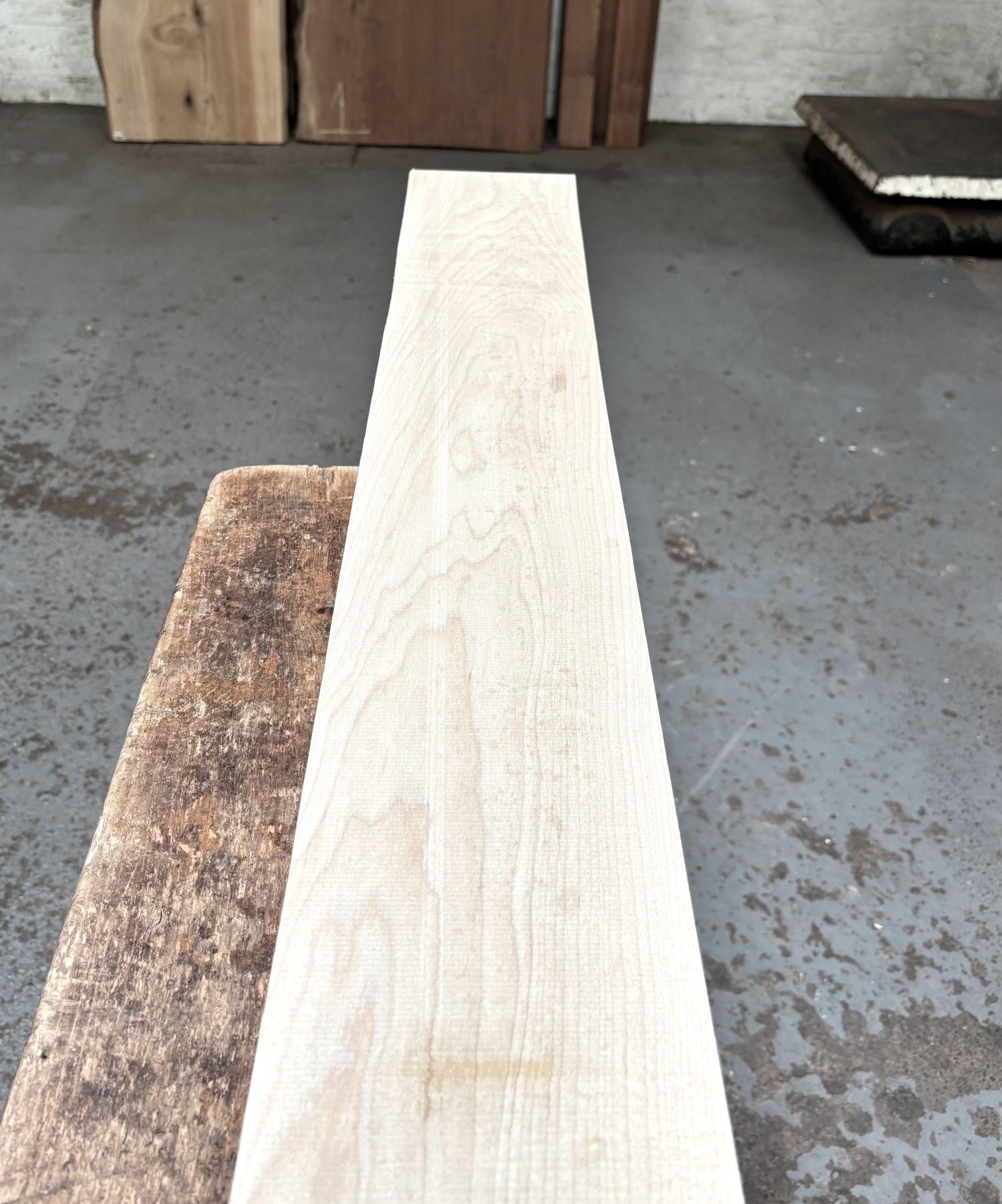 Maple 930x140x49 mm
