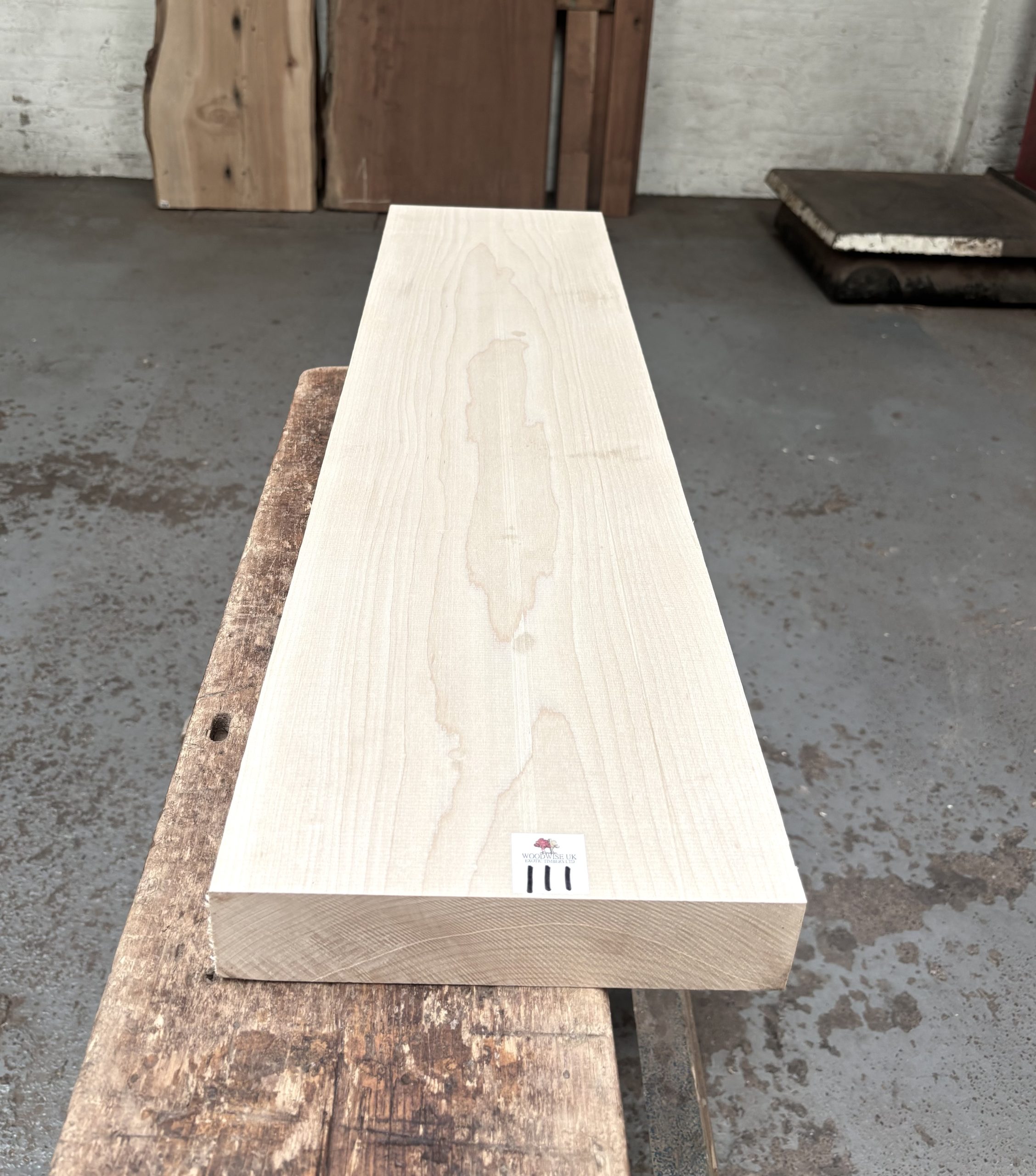 Maple 915x230x50 mm