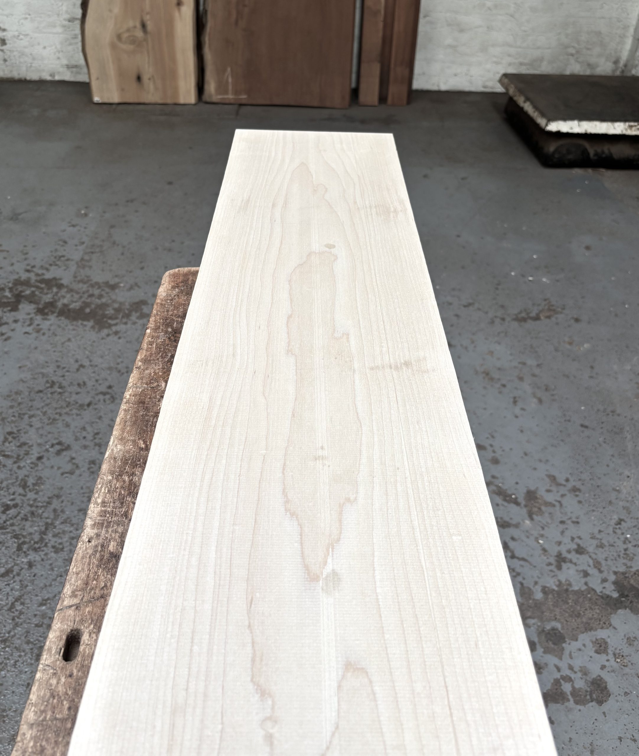 Maple 915x230x50 mm