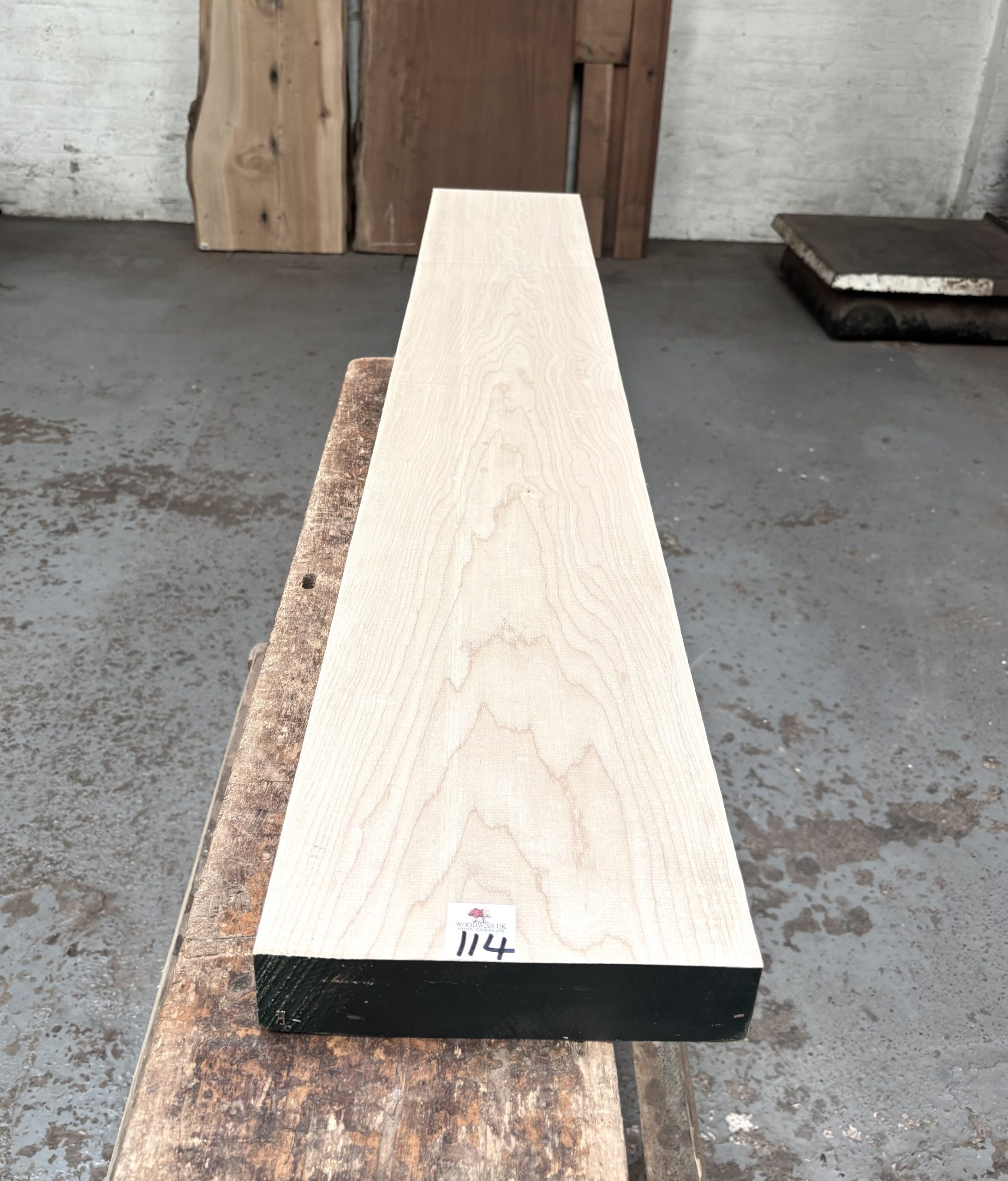 Maple 1375x215x49 mm