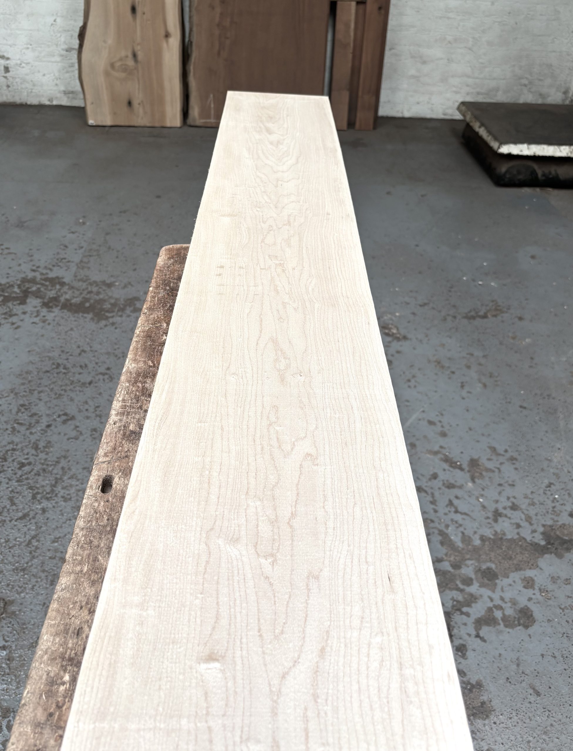 Maple 1410x215x47 mm