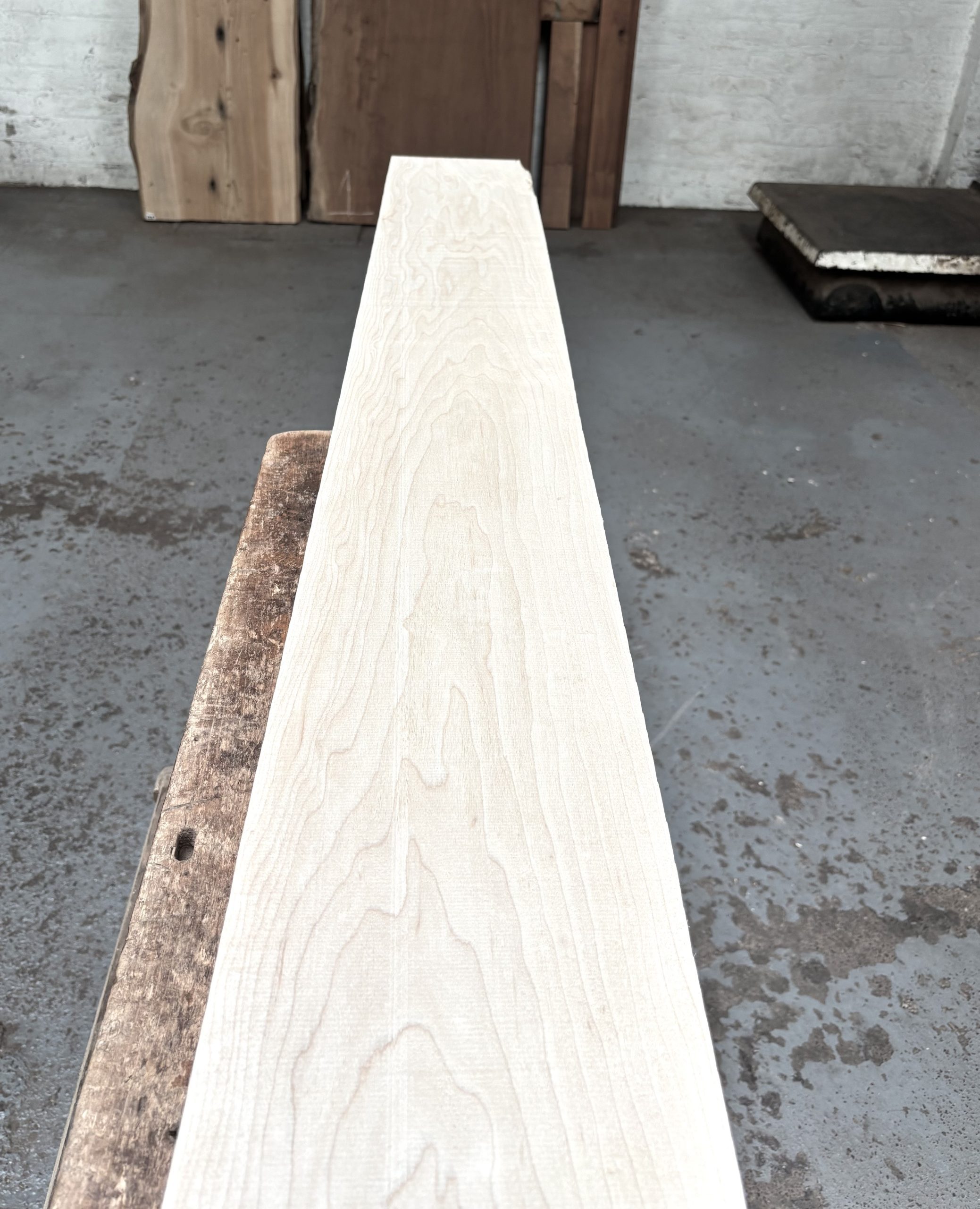 Maple 1570x190x49 mm