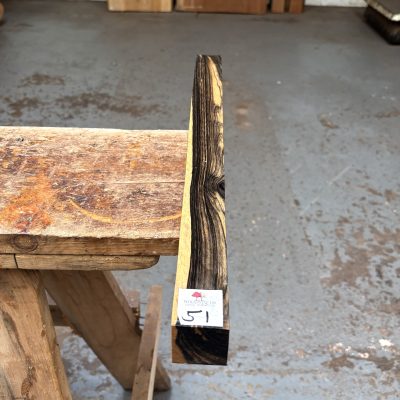 Pale Moon Ebony 37x37x470 mm