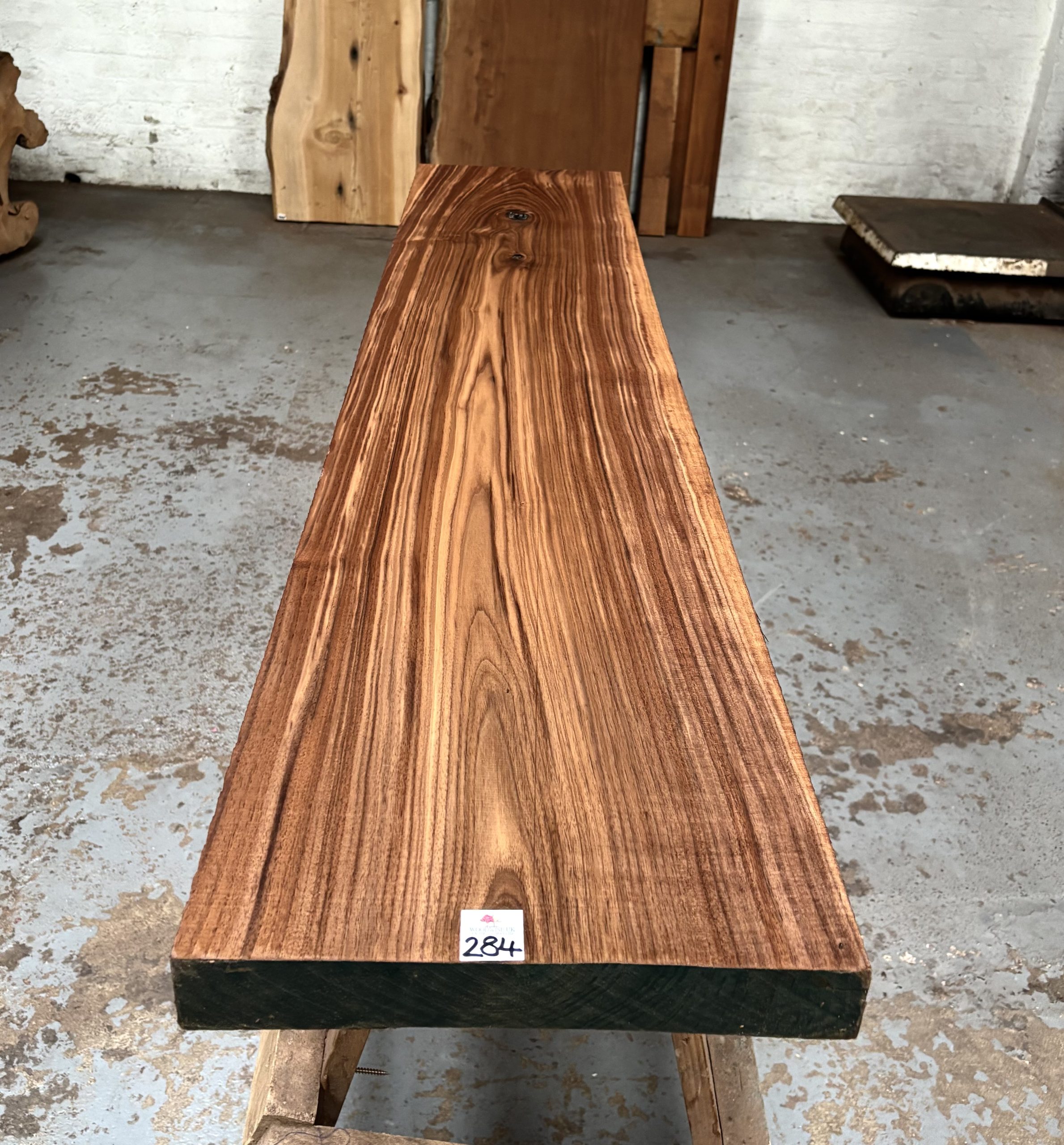 American Walnut 1595x330x45 mm