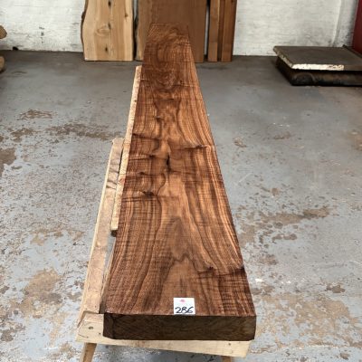 American Walnut 2185x220x47 mm