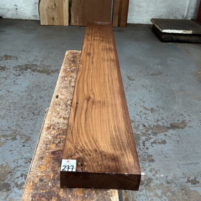 American Walnut 1235x170x48 mm