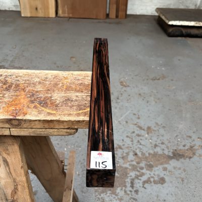 Mun Ebony 39x39x475 mm