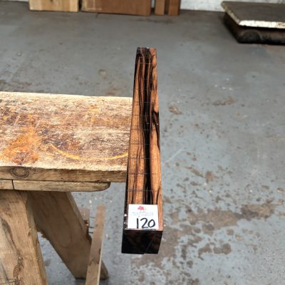 Mun Ebony 38x38x460 mm