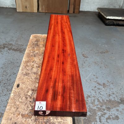 Padauk 915x150x23 mm