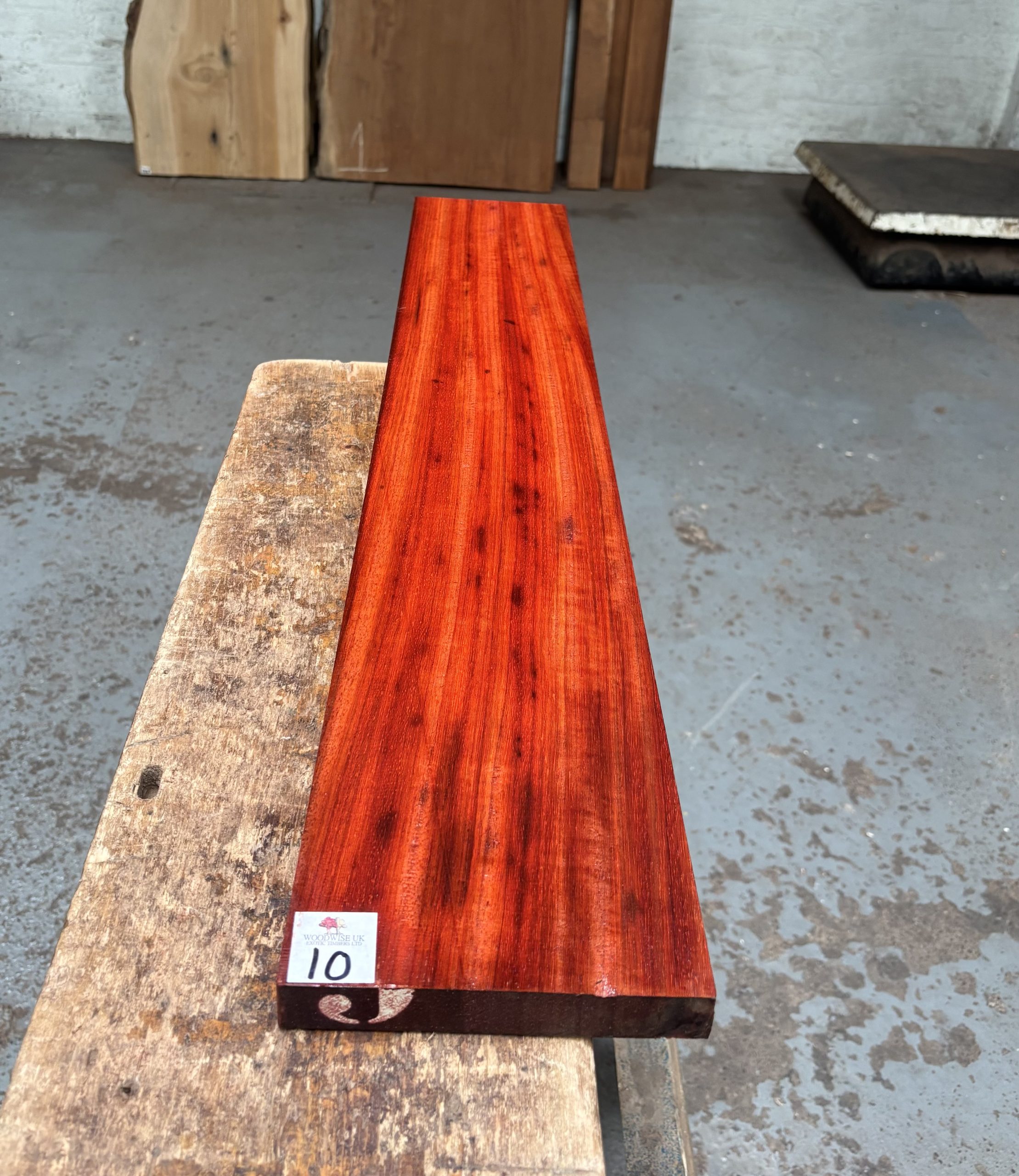 Padauk 915x150x23 mm