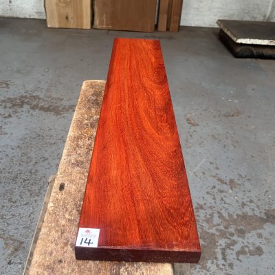 Padauk 920x175x26 mm
