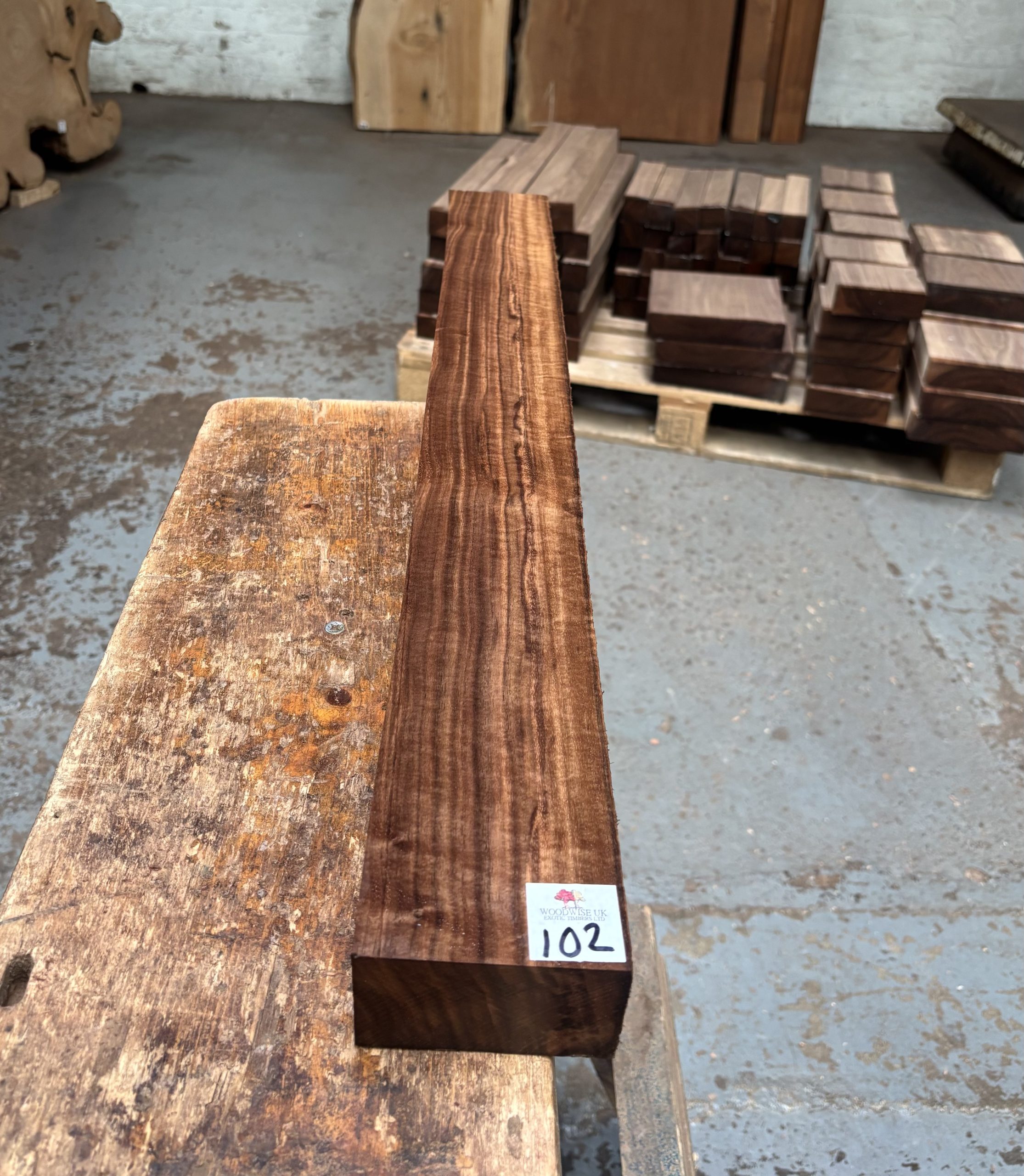 American Walnut Guitar Neck 800x85x47 mm