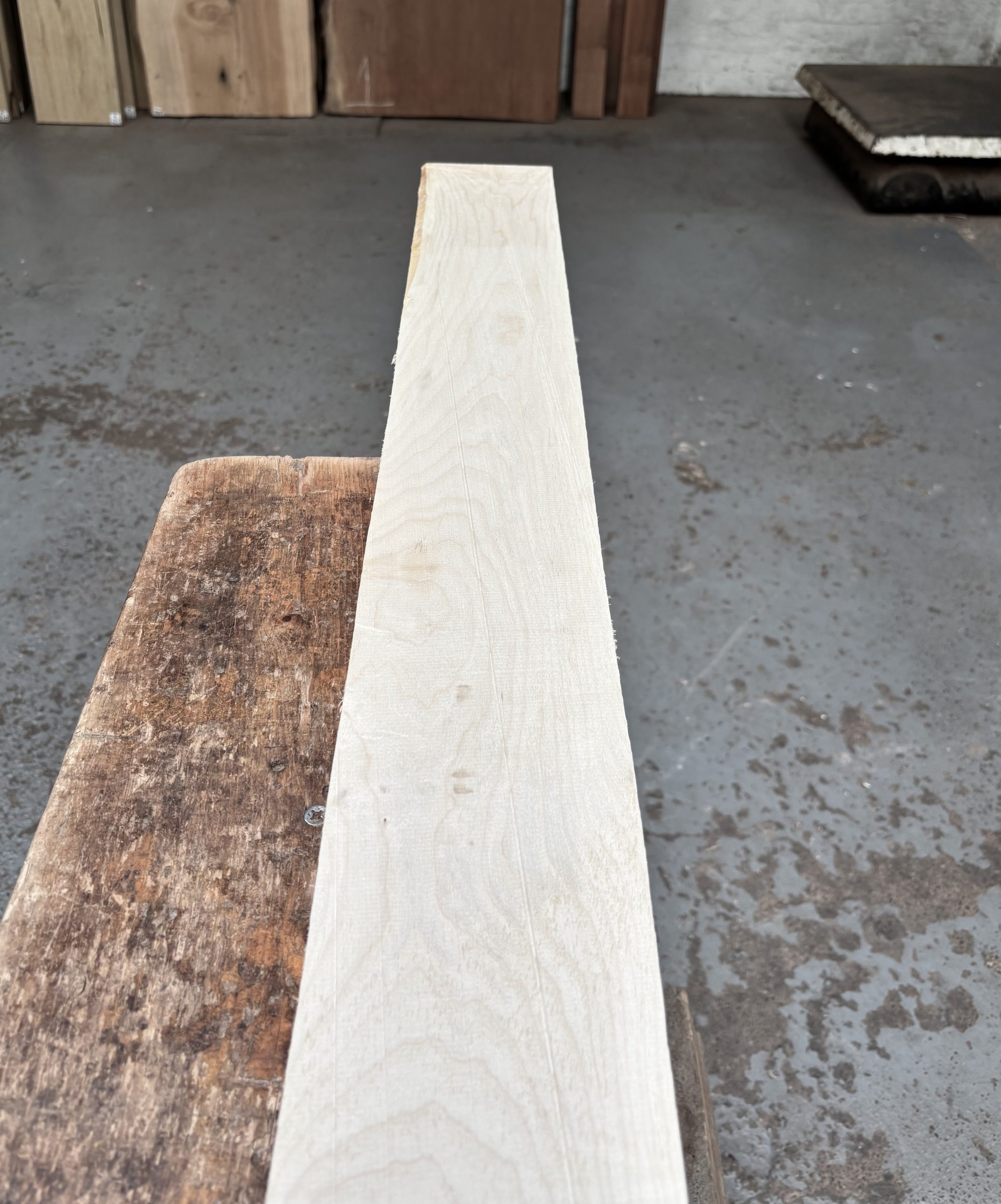 Maple 915x110x24 mm