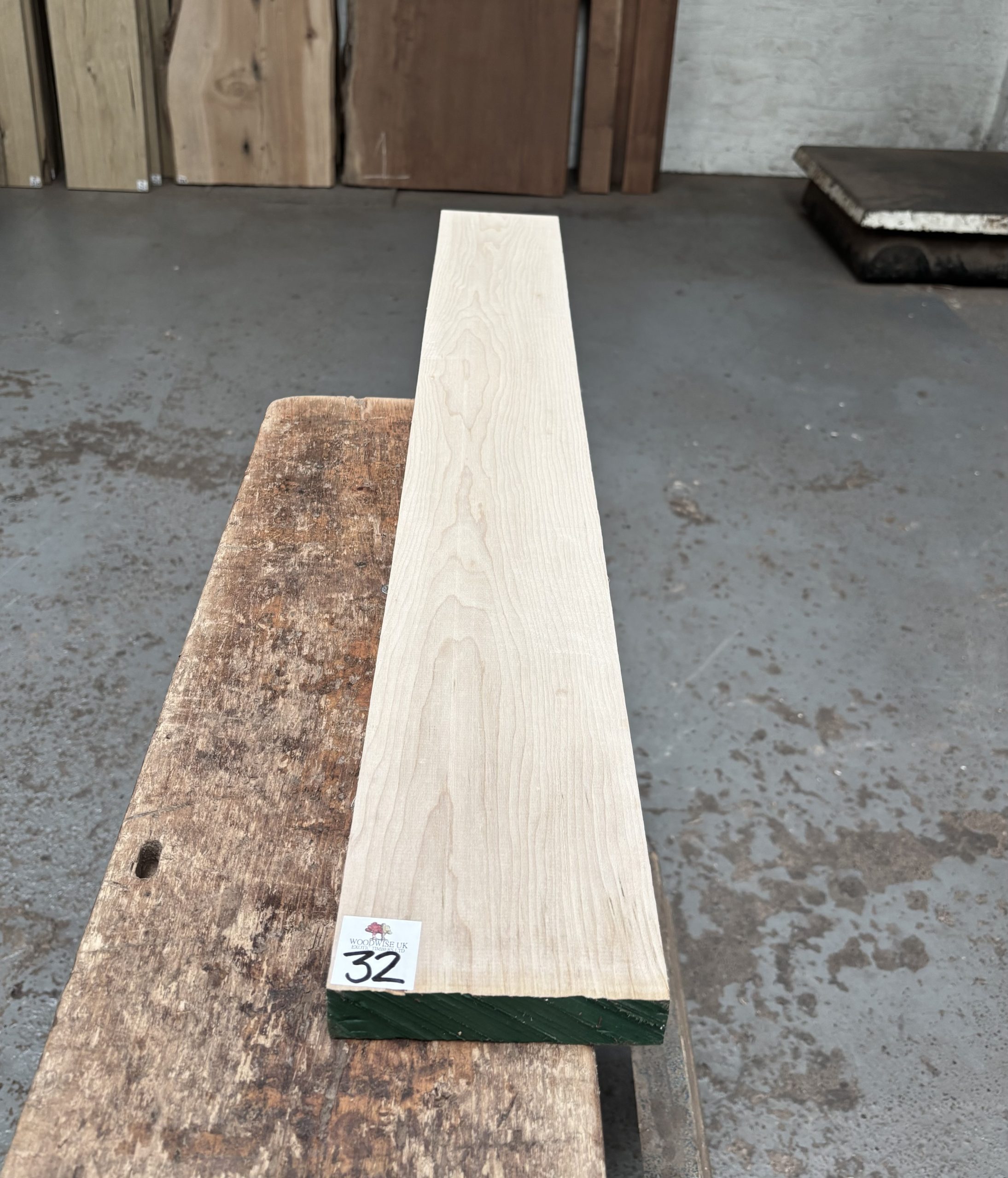Maple 915x120x25 mm