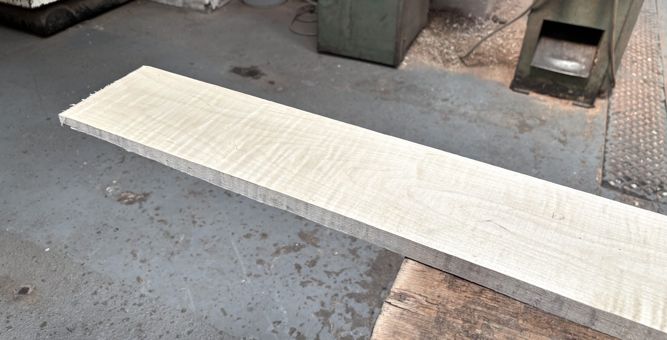 Curly Maple 1010x140x23 mm