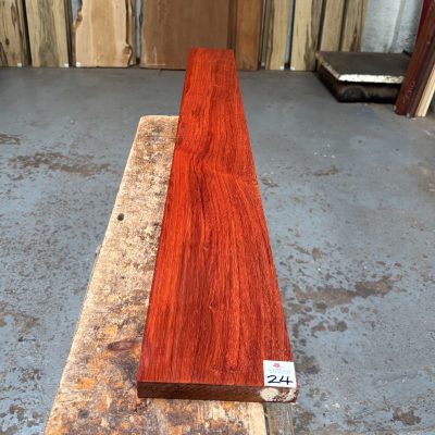 Padauk 1370x150x22 mm